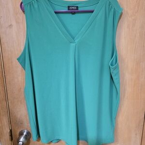 Jones New York Kelly Green V-Neck Sleeveless Blouse